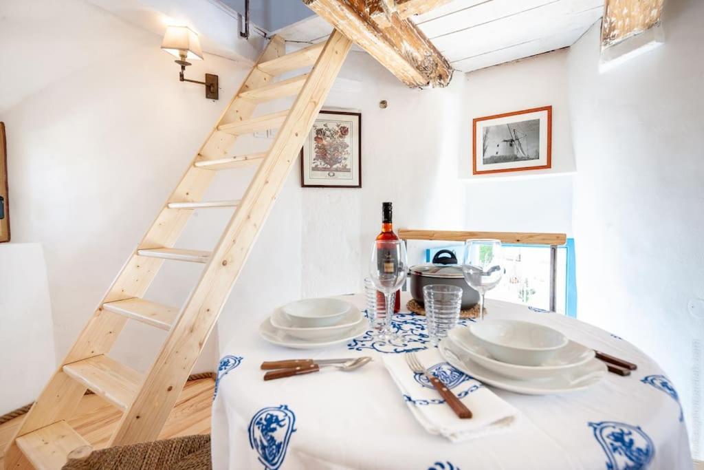 Cozy Windmill Close To The Beach โลรินญา ภายนอก รูปภาพ