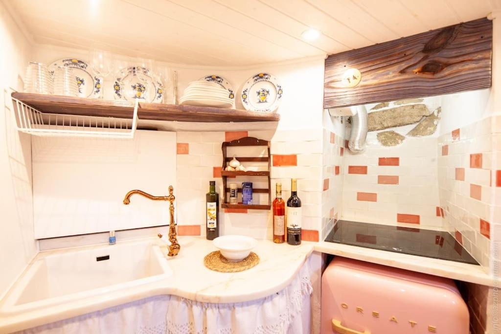 Cozy Windmill Close To The Beach โลรินญา ภายนอก รูปภาพ